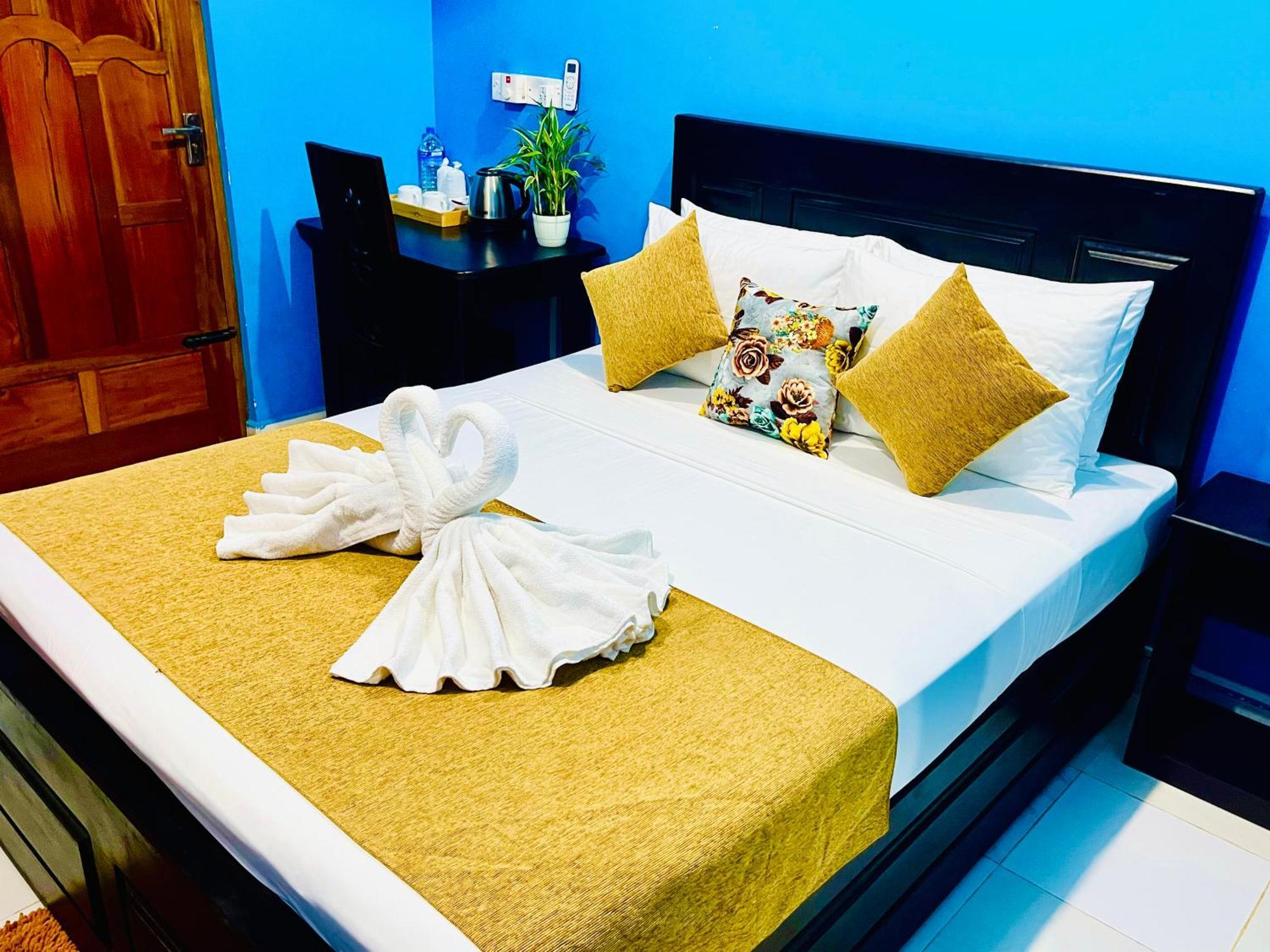 Hema Holiday Villa Trincomalee Exterior photo